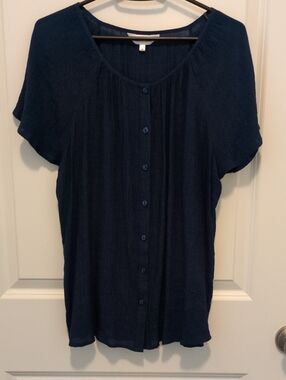 Dark blue short sleeve top Size Medium